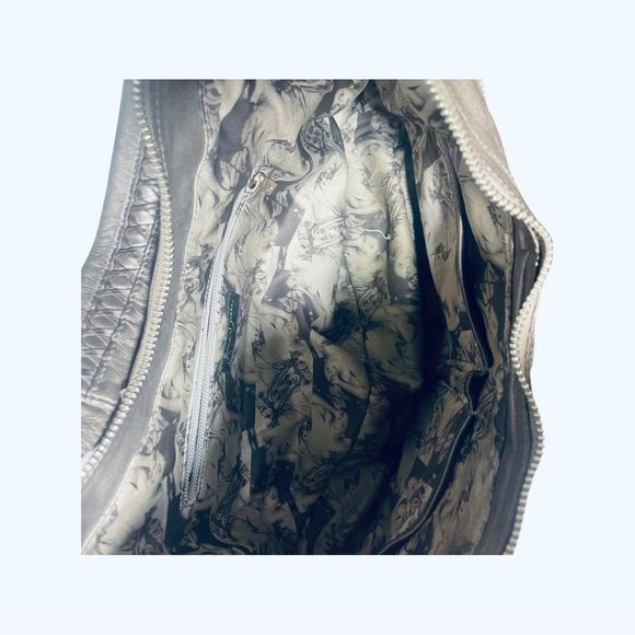 Junior Drake Shoulder Bag - Picture 8 of 10